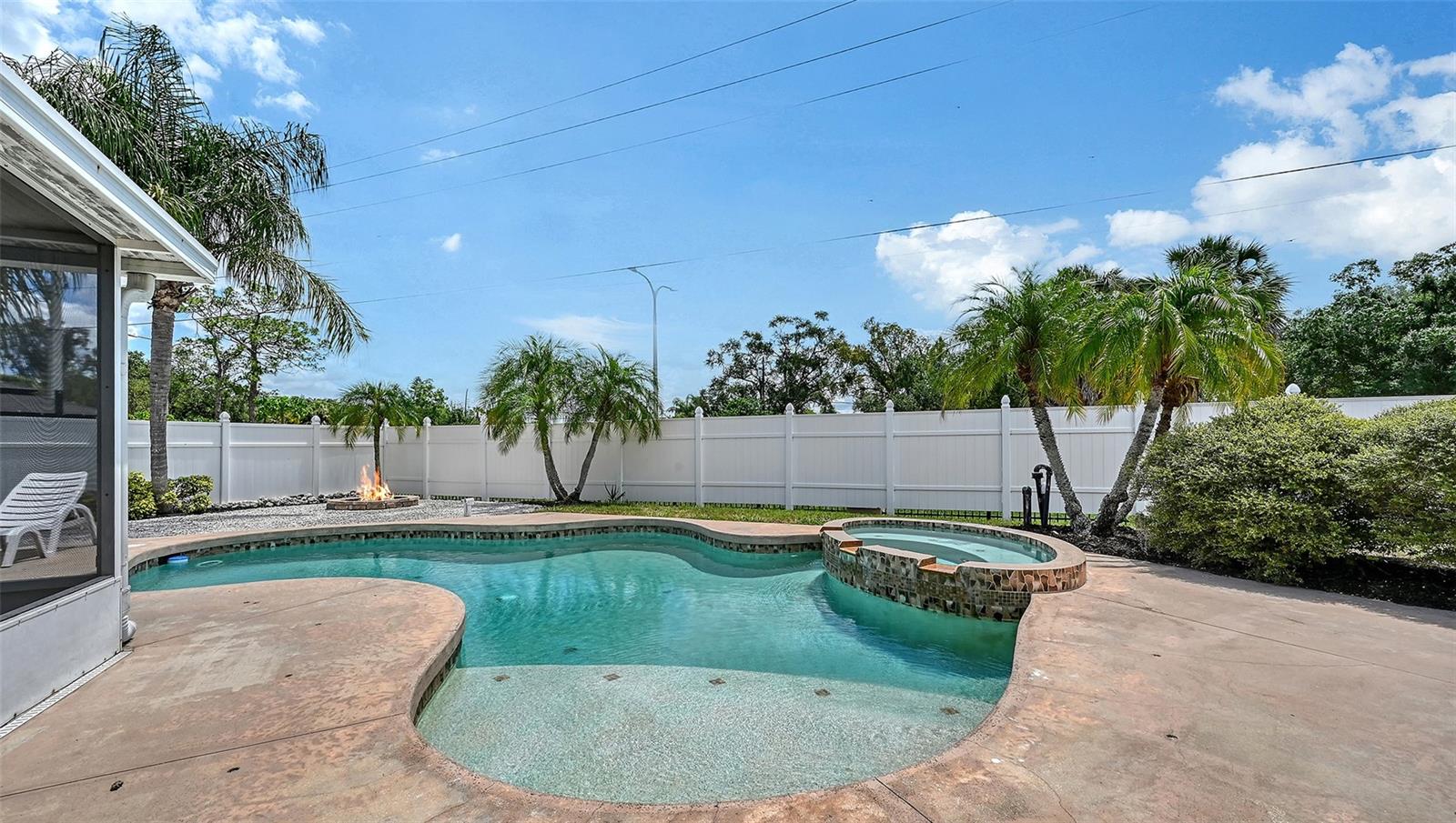 RIDGEWOOD ESTATES ADD 04 - Residential