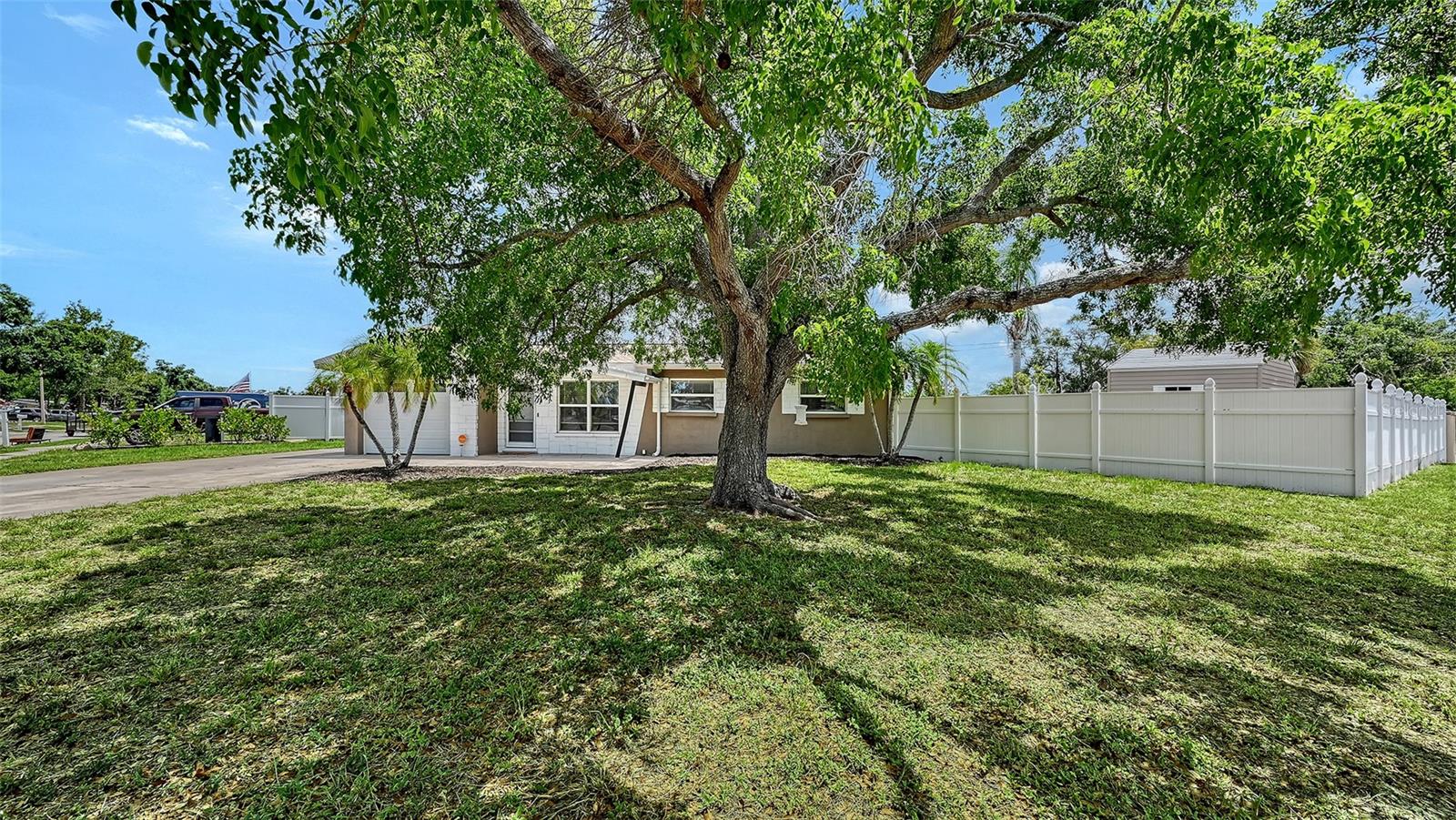 RIDGEWOOD ESTATES ADD 04 - Residential