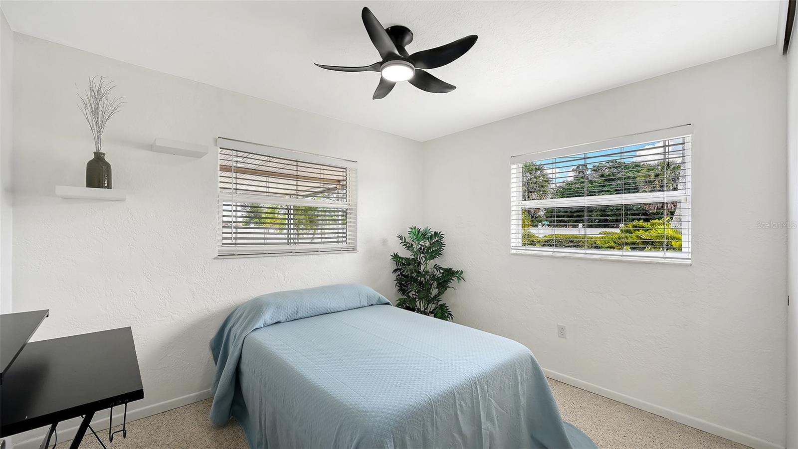 RIDGEWOOD ESTATES ADD 04 - Residential