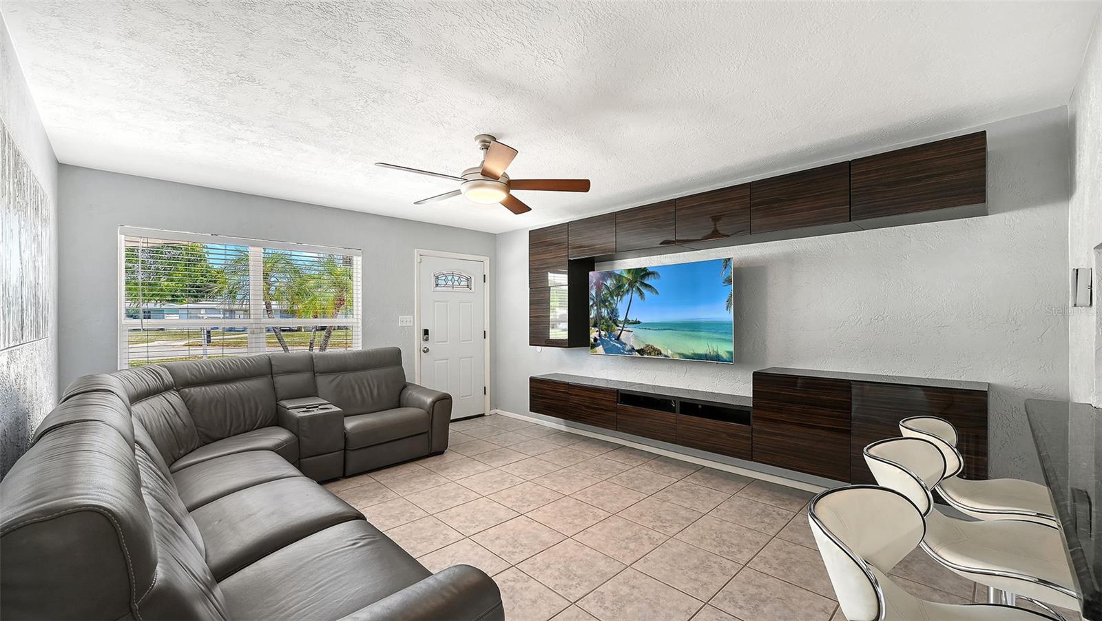 RIDGEWOOD ESTATES ADD 04 - Residential