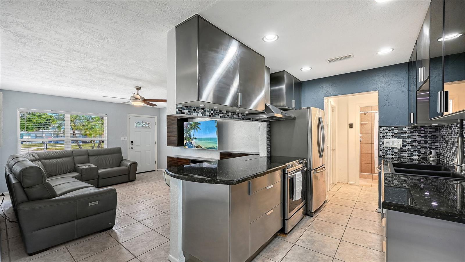 RIDGEWOOD ESTATES ADD 04 - Residential