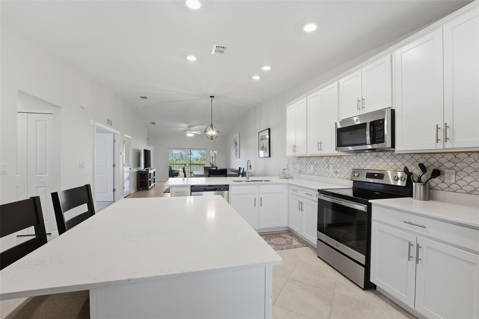 WELLEN PARK GOLF & COUNTRY CLUB - Residential