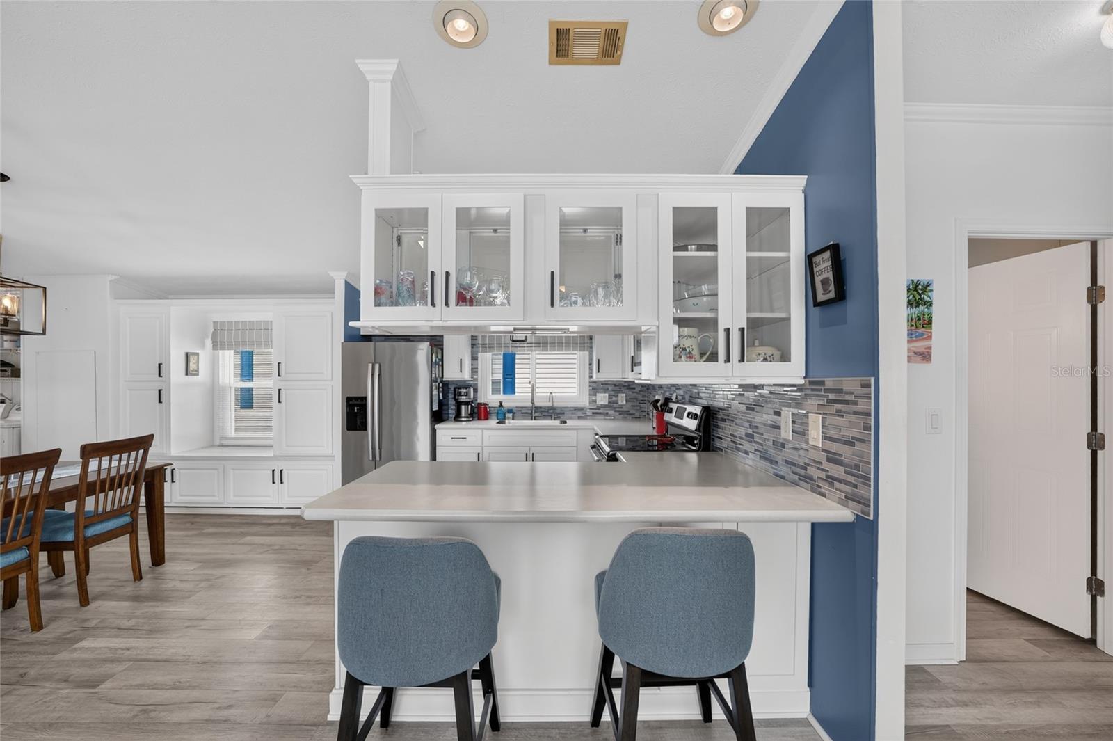 LAKE YALE ESTATES - Residential