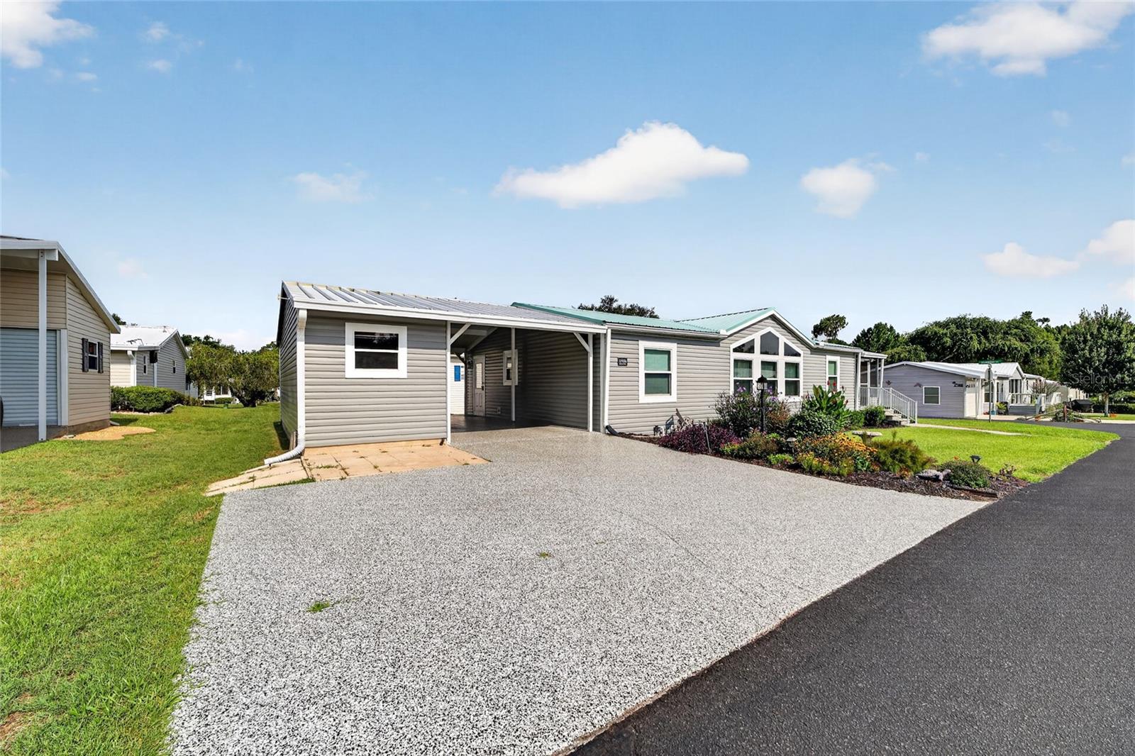 LAKE YALE ESTATES - Residential