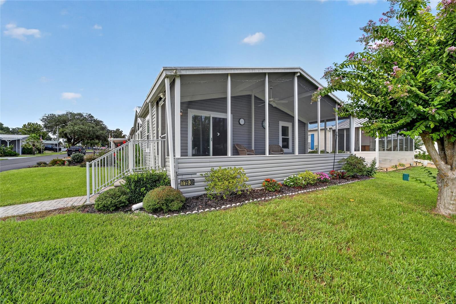 LAKE YALE ESTATES - Residential