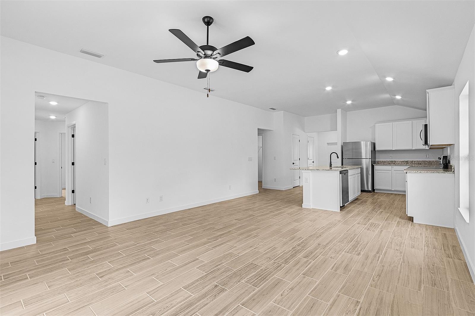 1585 - PORT CHARLOTTE SUB 31 - Residential