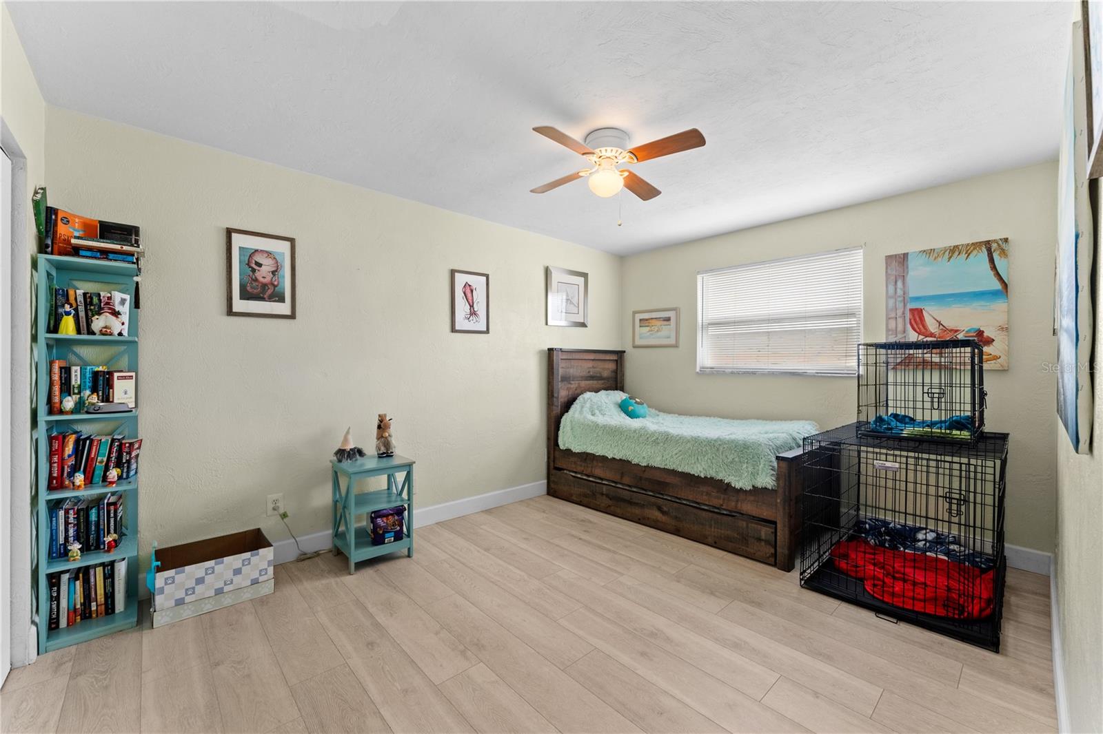 MORRIS C N 21 & 22 15 33 - Residential