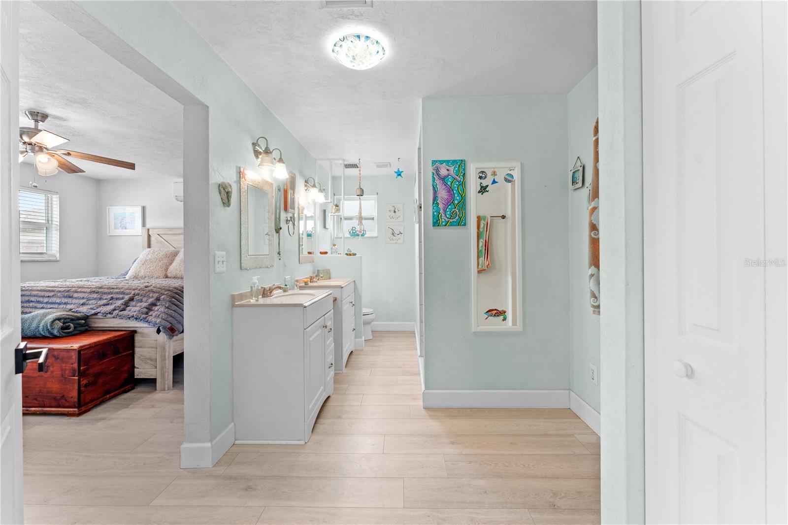 MORRIS C N 21 & 22 15 33 - Residential