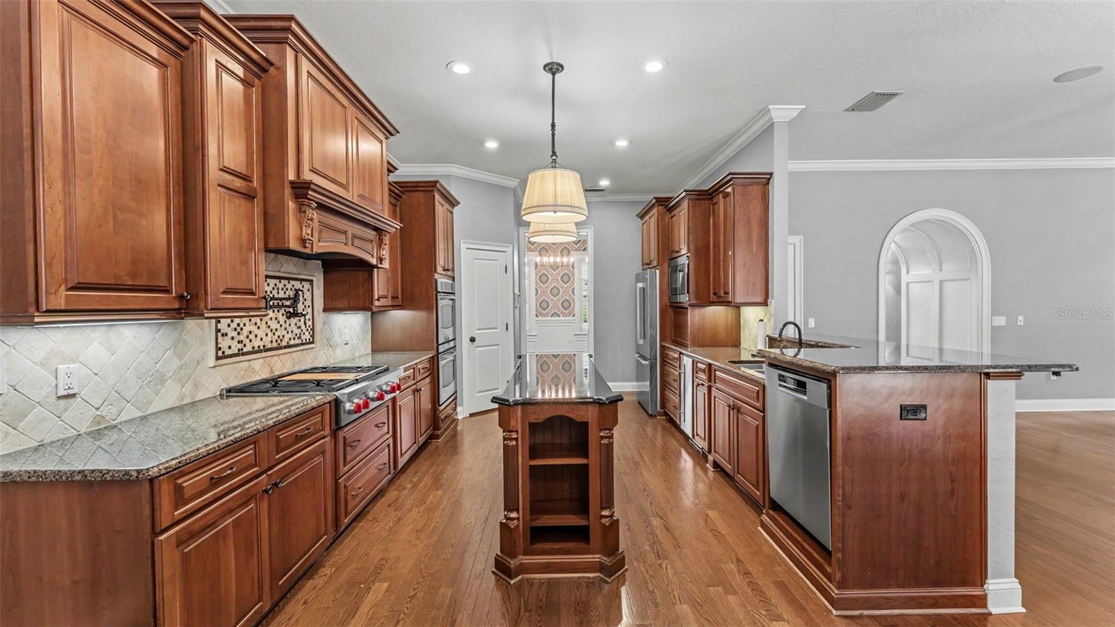 ASHTON OAKS - Residential