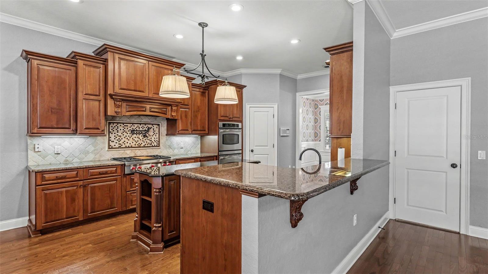 ASHTON OAKS - Residential