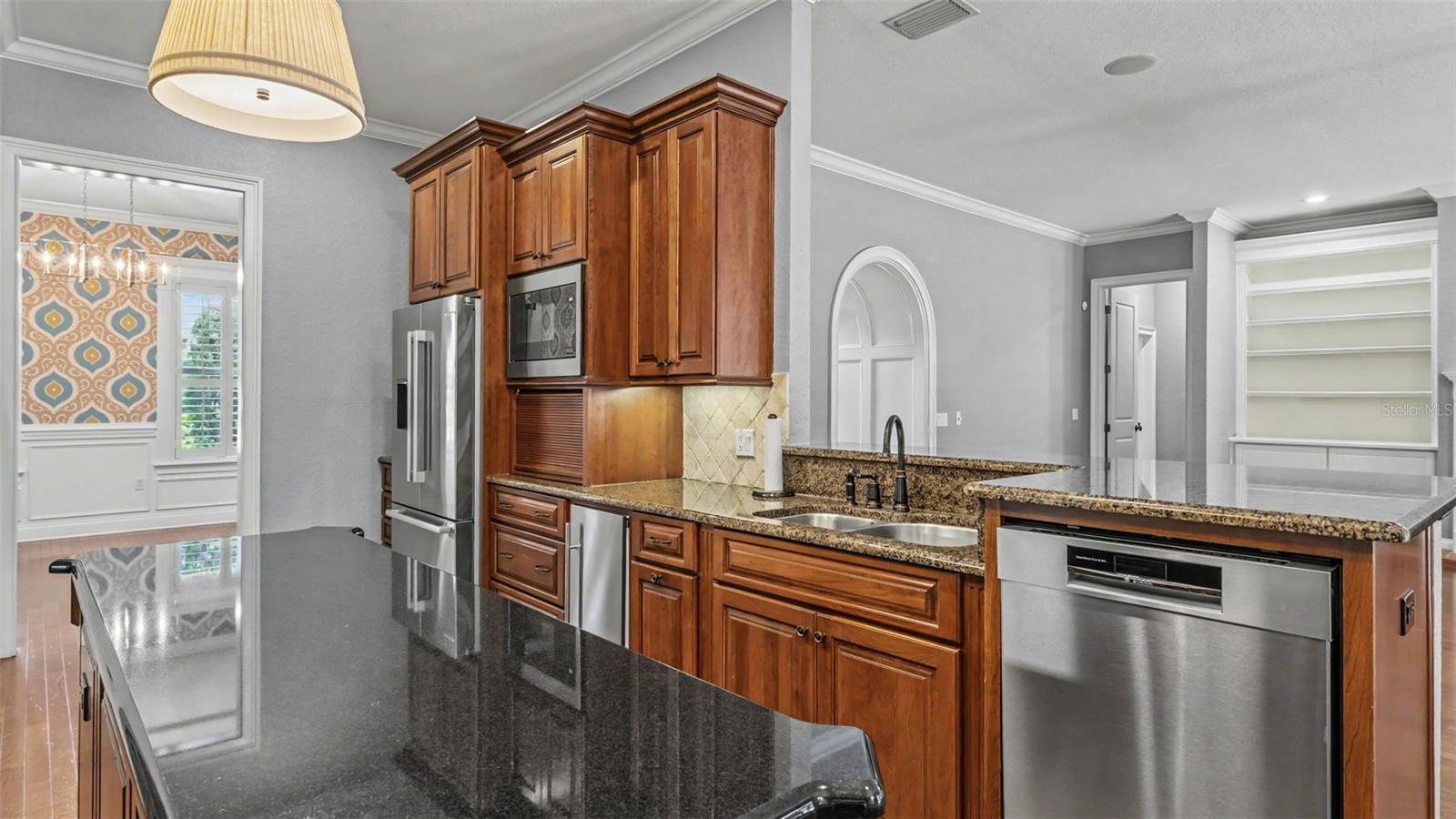 ASHTON OAKS - Residential