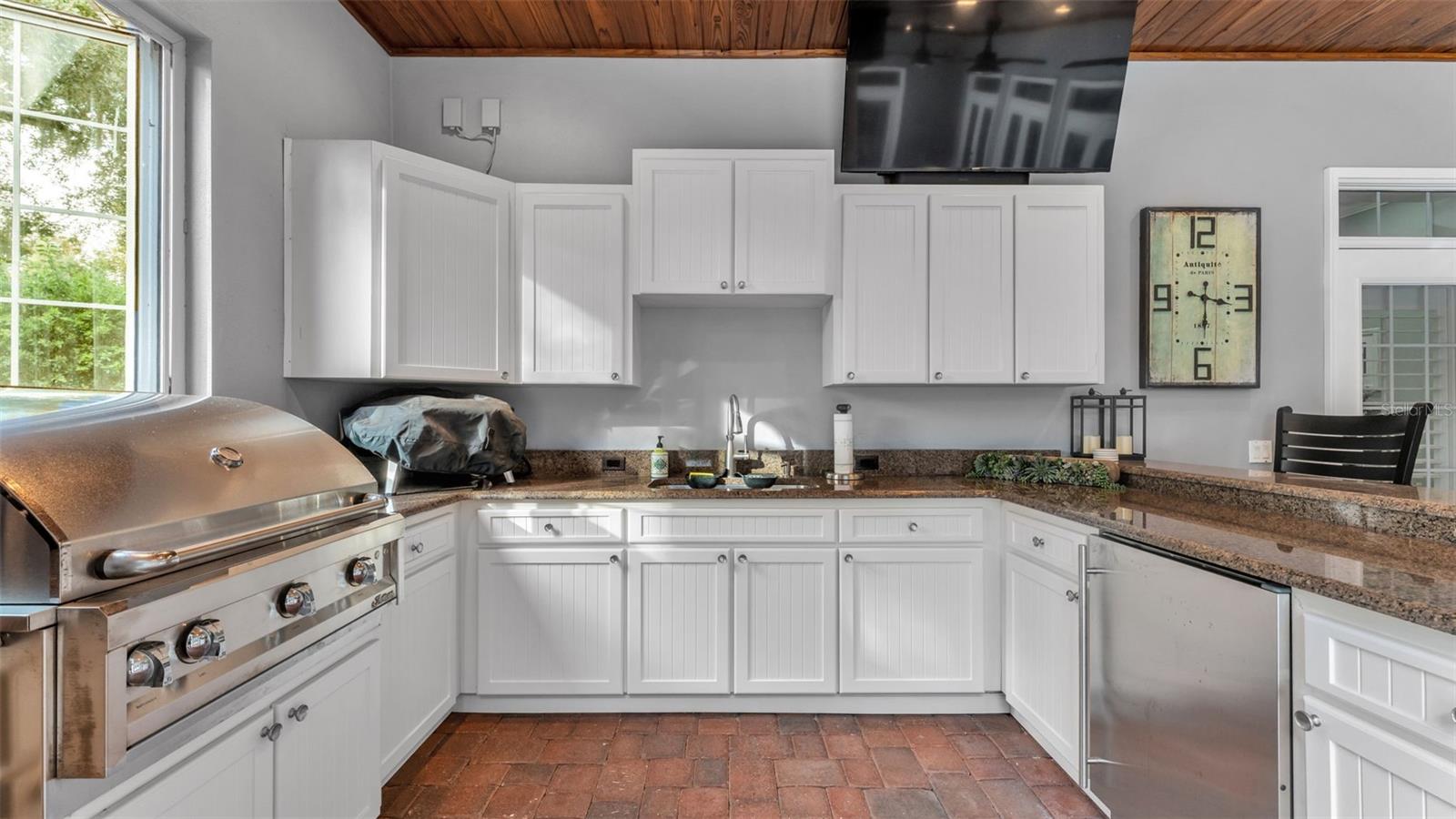 ASHTON OAKS - Residential