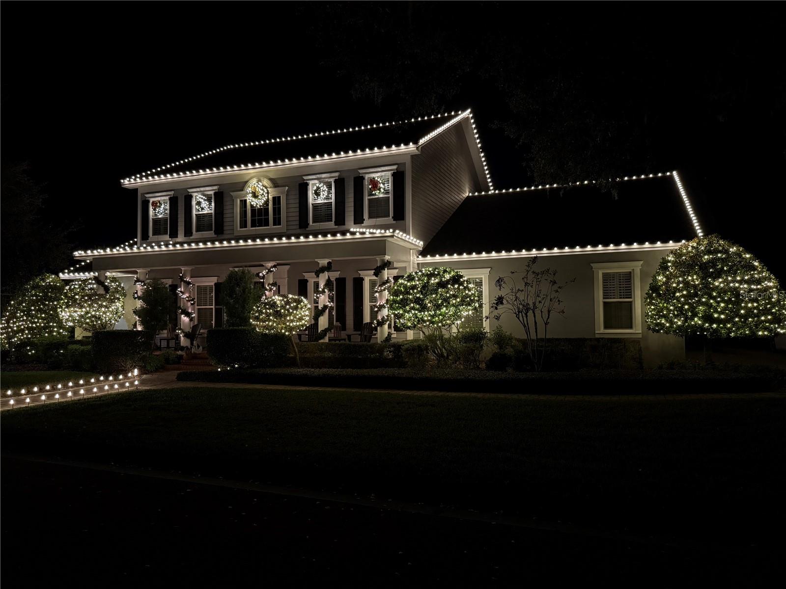 ASHTON OAKS - Residential