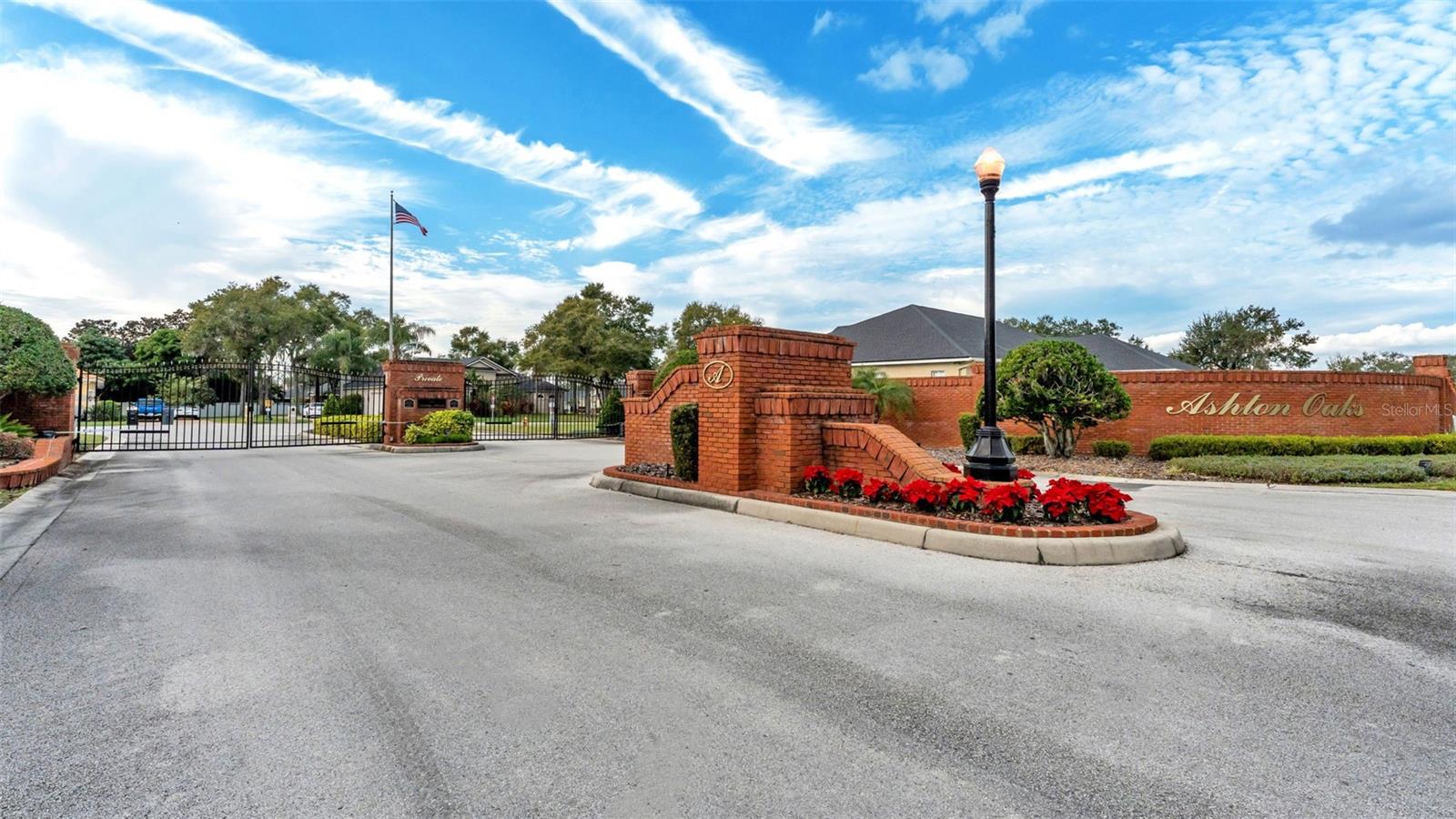 ASHTON OAKS - Residential