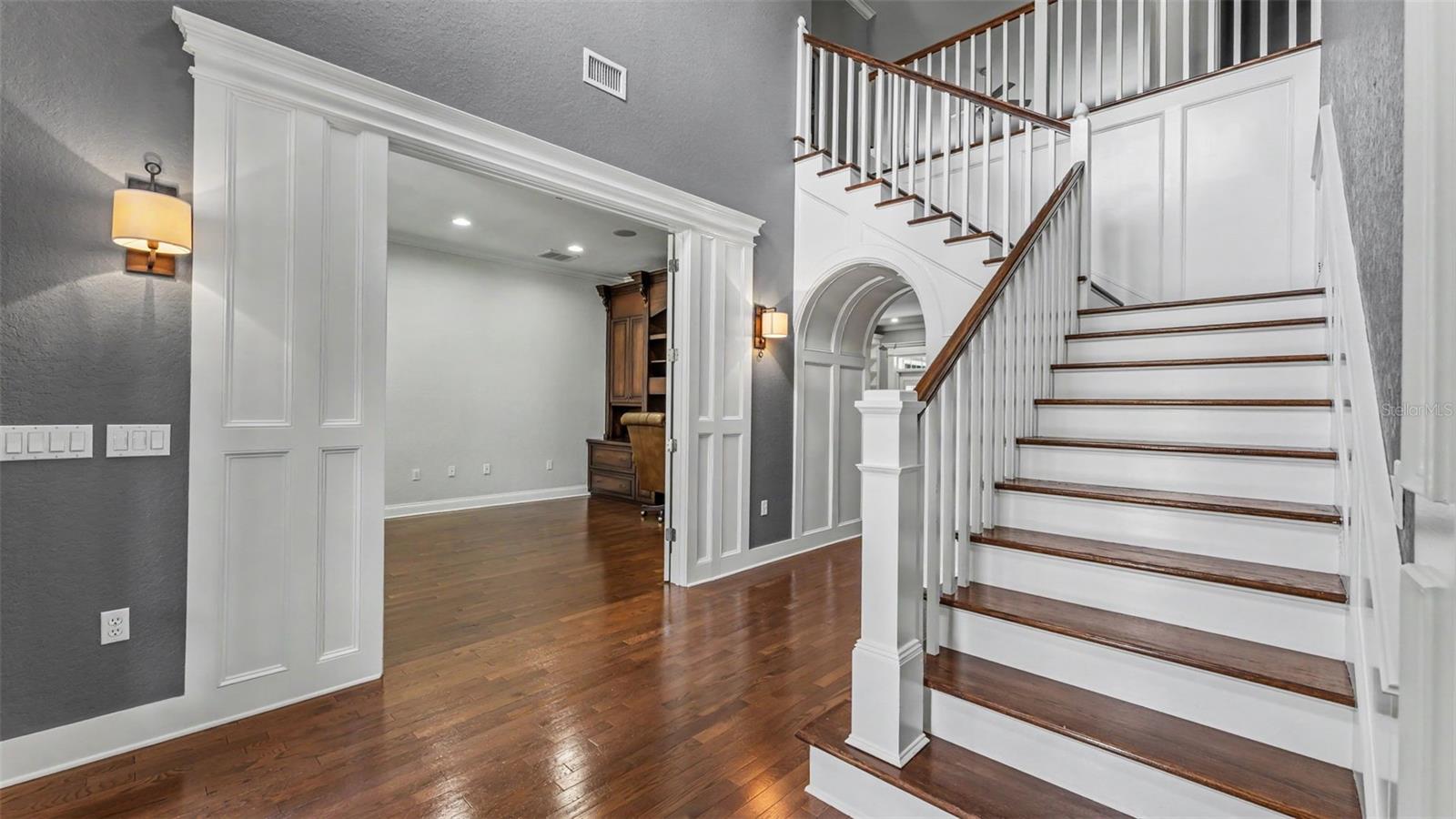 ASHTON OAKS - Residential