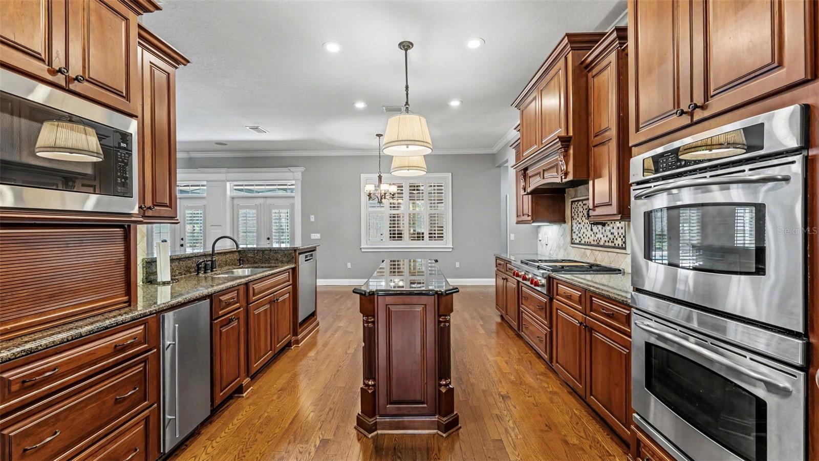 ASHTON OAKS - Residential