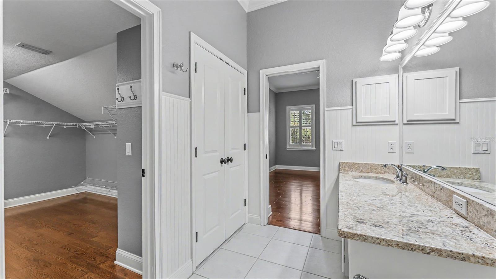 ASHTON OAKS - Residential