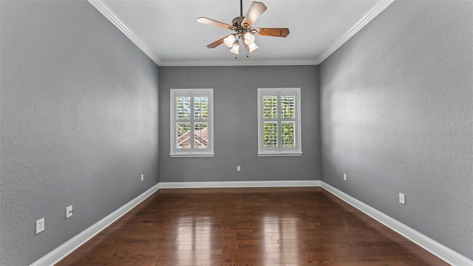 ASHTON OAKS - Residential