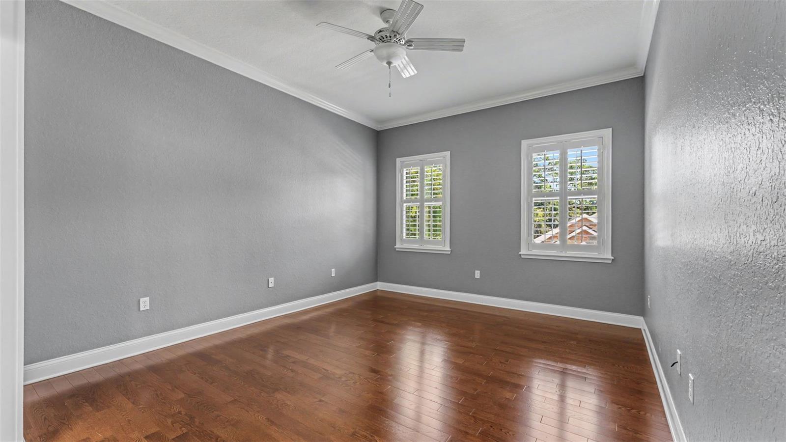 ASHTON OAKS - Residential