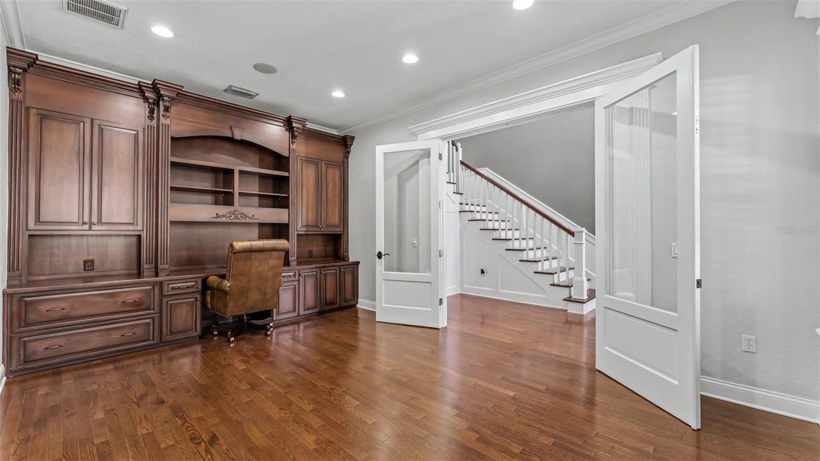 ASHTON OAKS - Residential