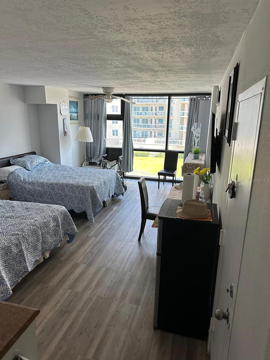 OCEANSIDE INN - Residential