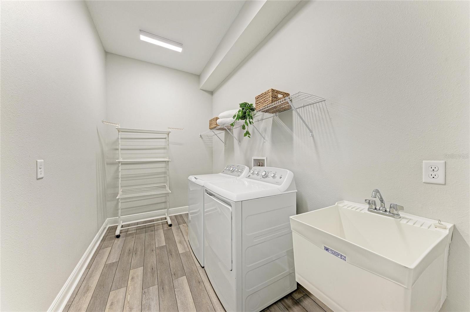 STAR FARMS PH IV SUBPH H & I - Residential