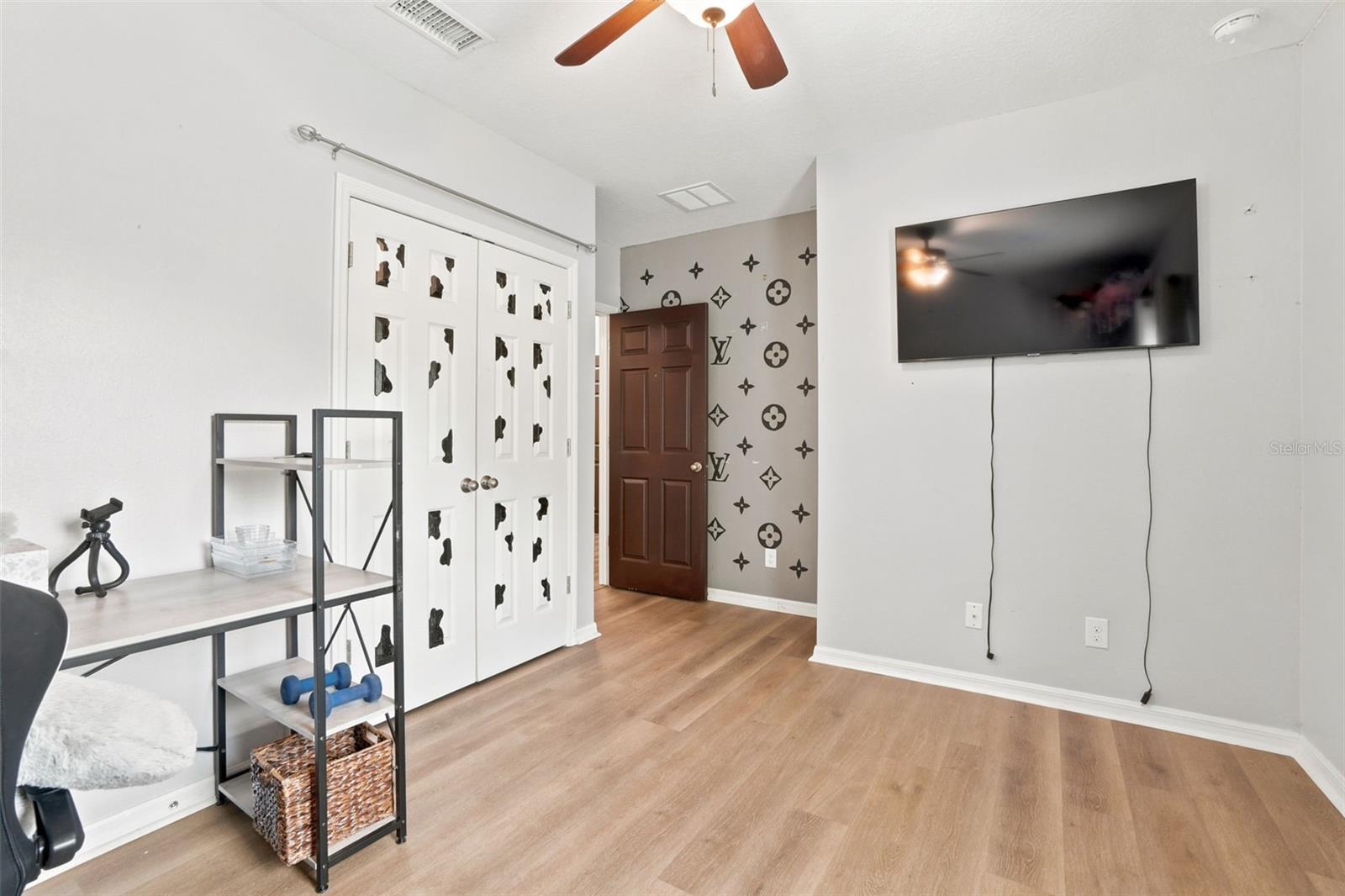 BRIARWOOD ESTATES - Residential