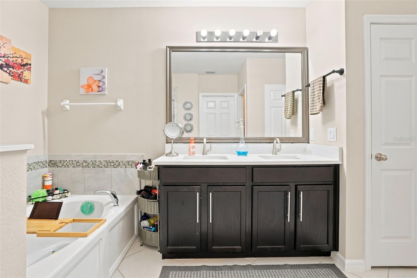 BRIARWOOD ESTATES - Residential
