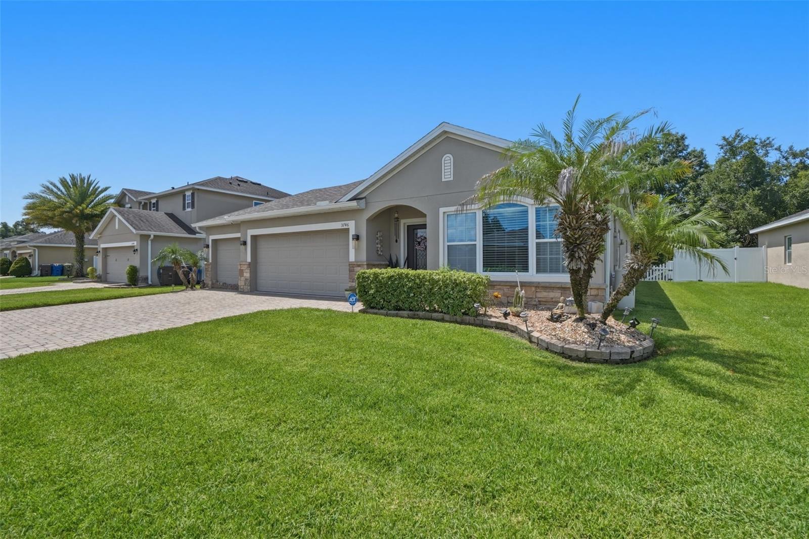 BRIARWOOD ESTATES - Residential