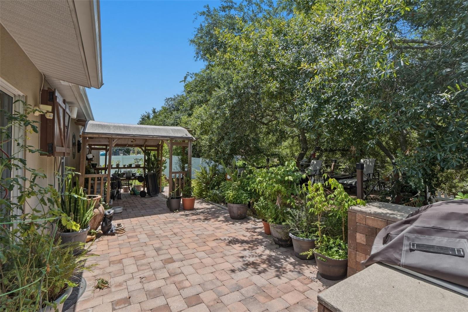 BRIARWOOD ESTATES - Residential