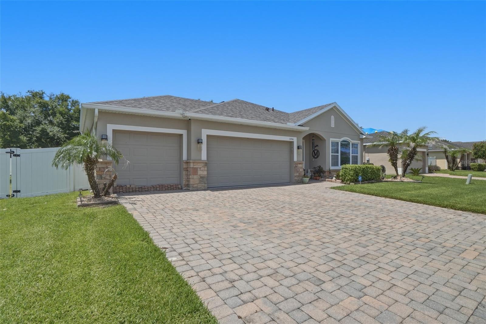 BRIARWOOD ESTATES - Residential