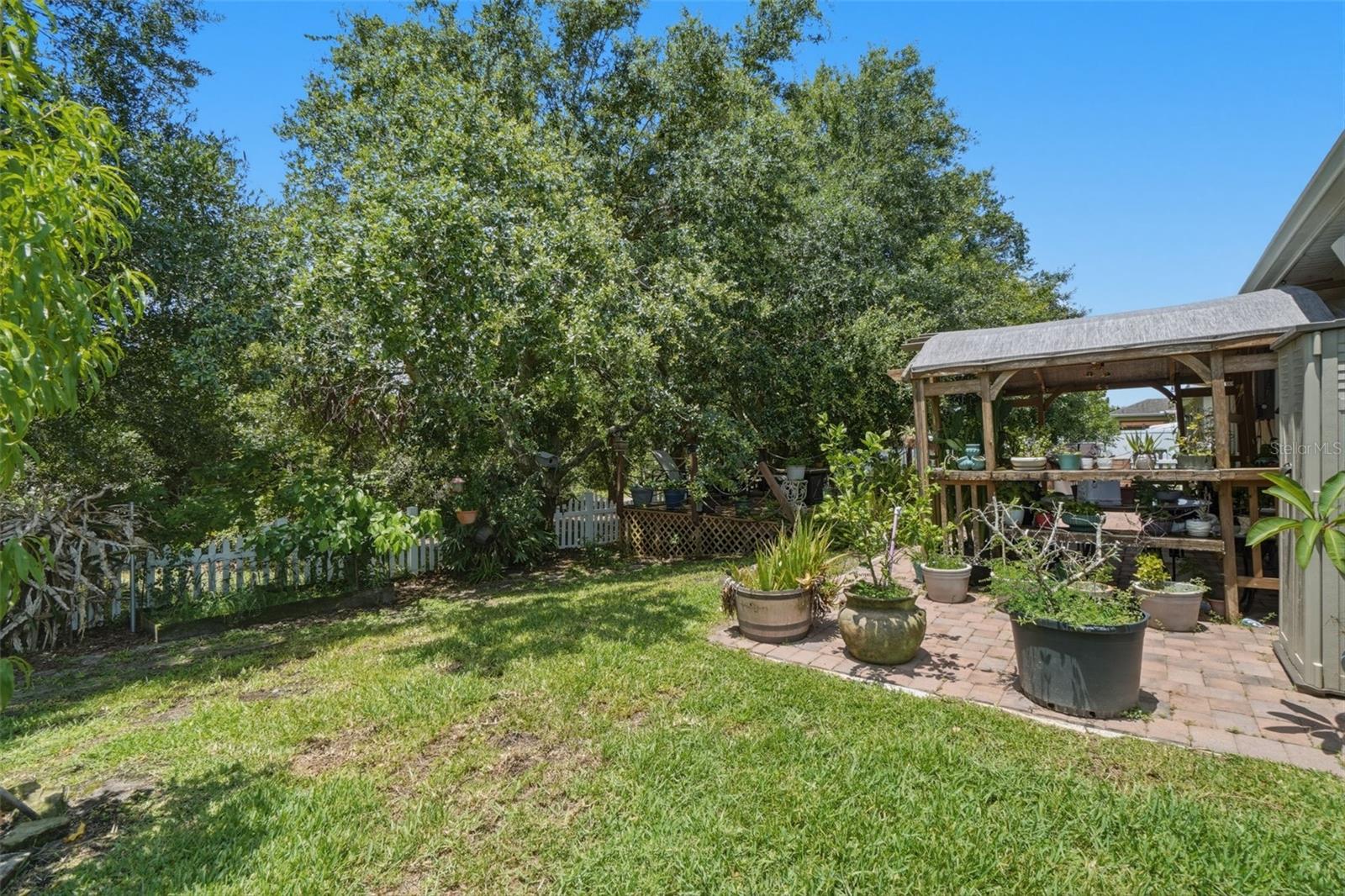 BRIARWOOD ESTATES - Residential