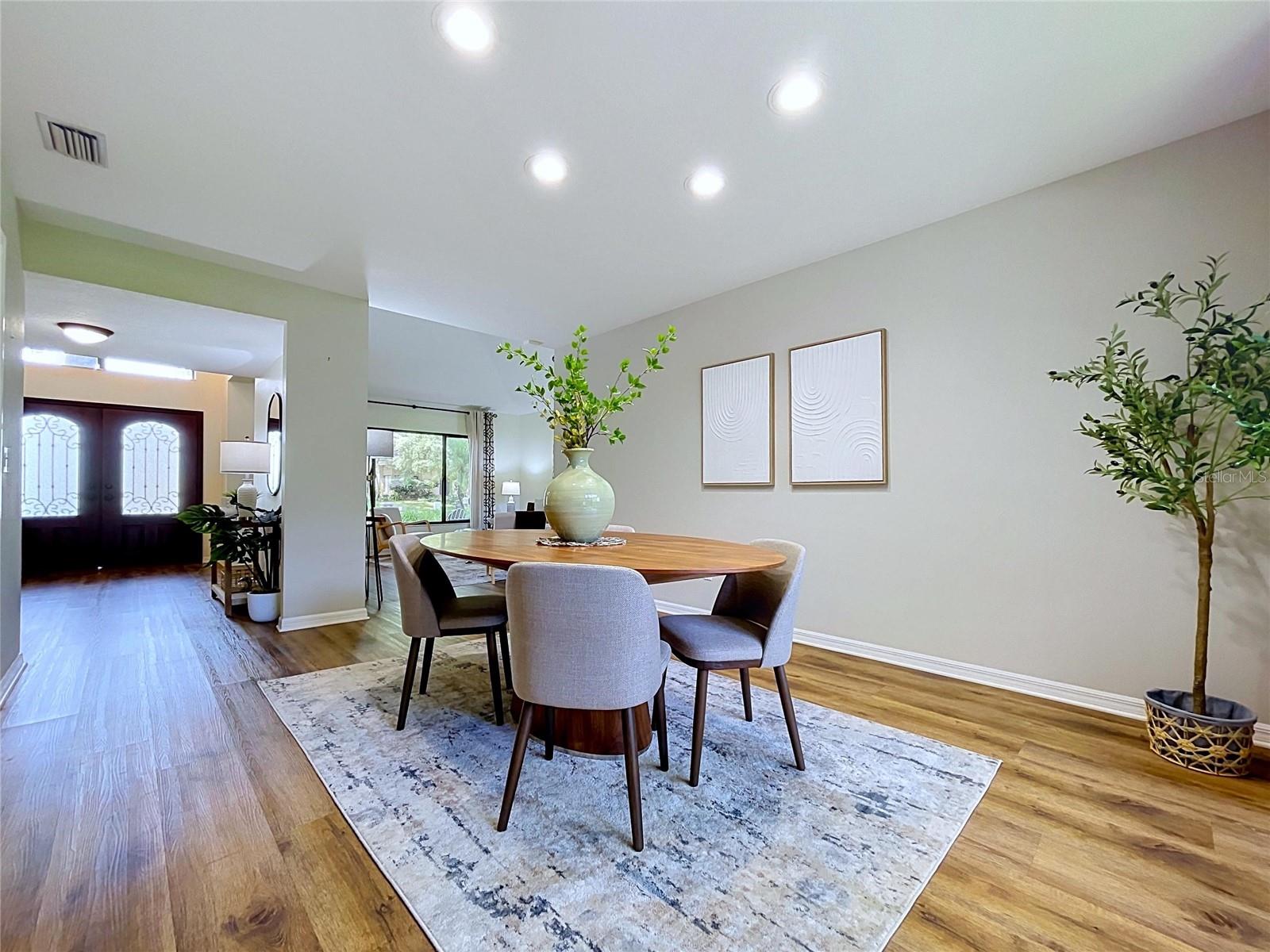 LAKE MAGDALENE MANORS - Residential