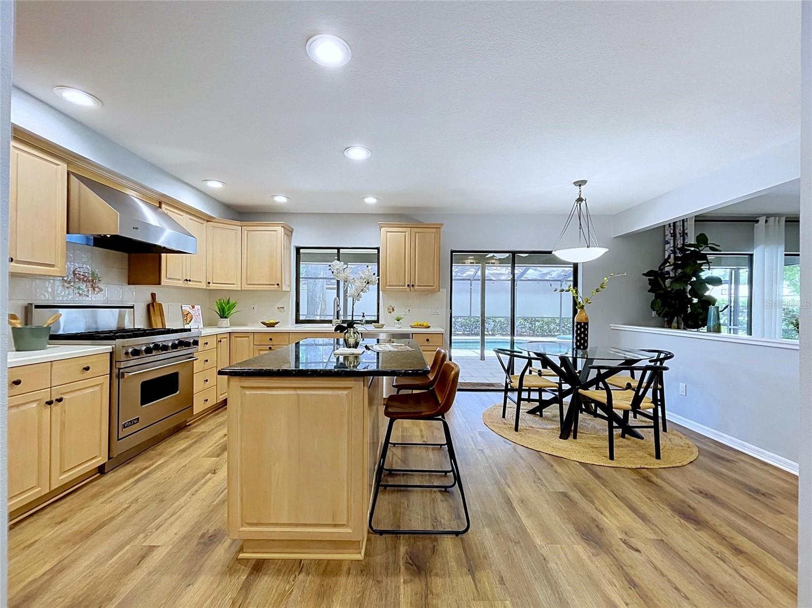 LAKE MAGDALENE MANORS - Residential