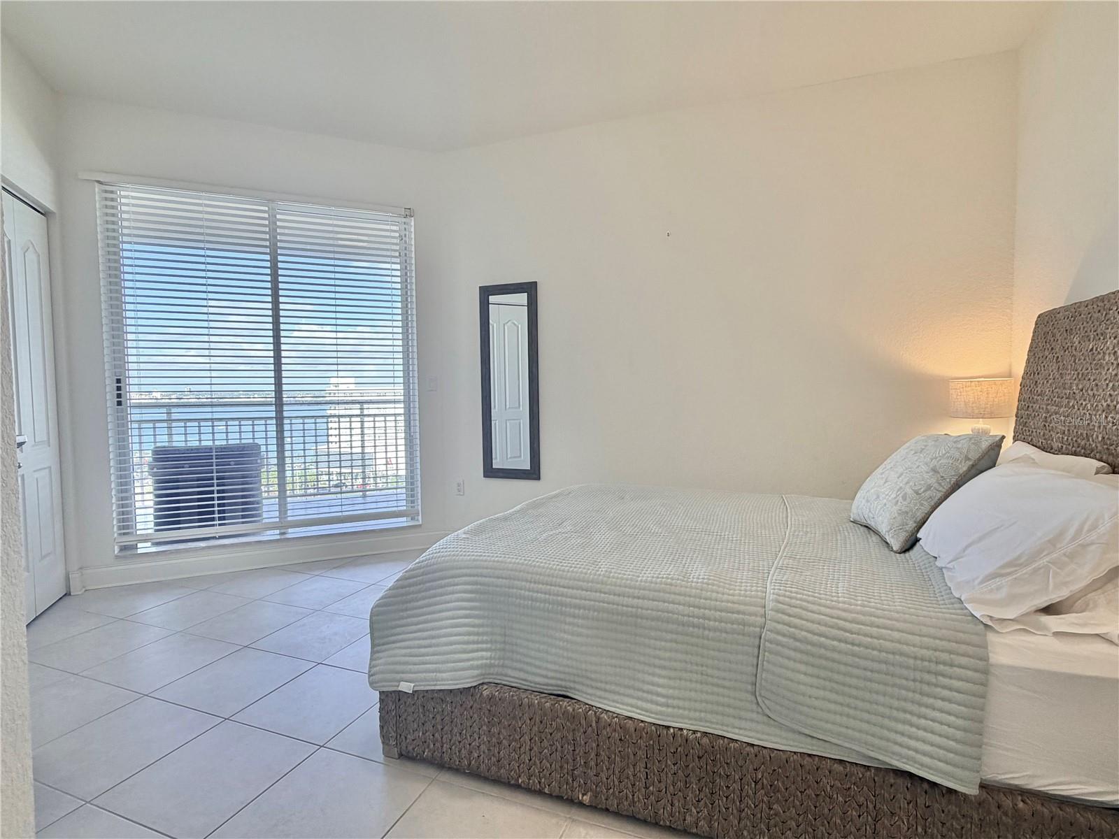 MERIDIAN ON SAND KEY CONDO - Residential Lease
