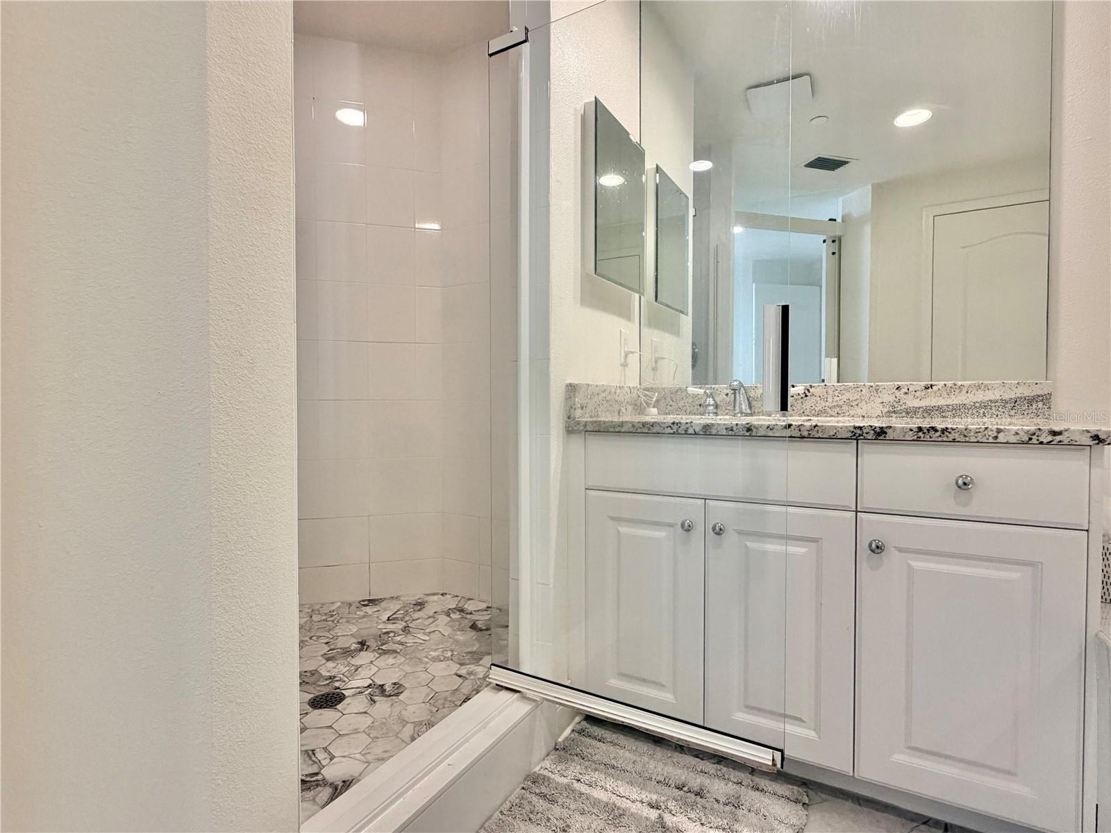 MERIDIAN ON SAND KEY CONDO - Residential Lease