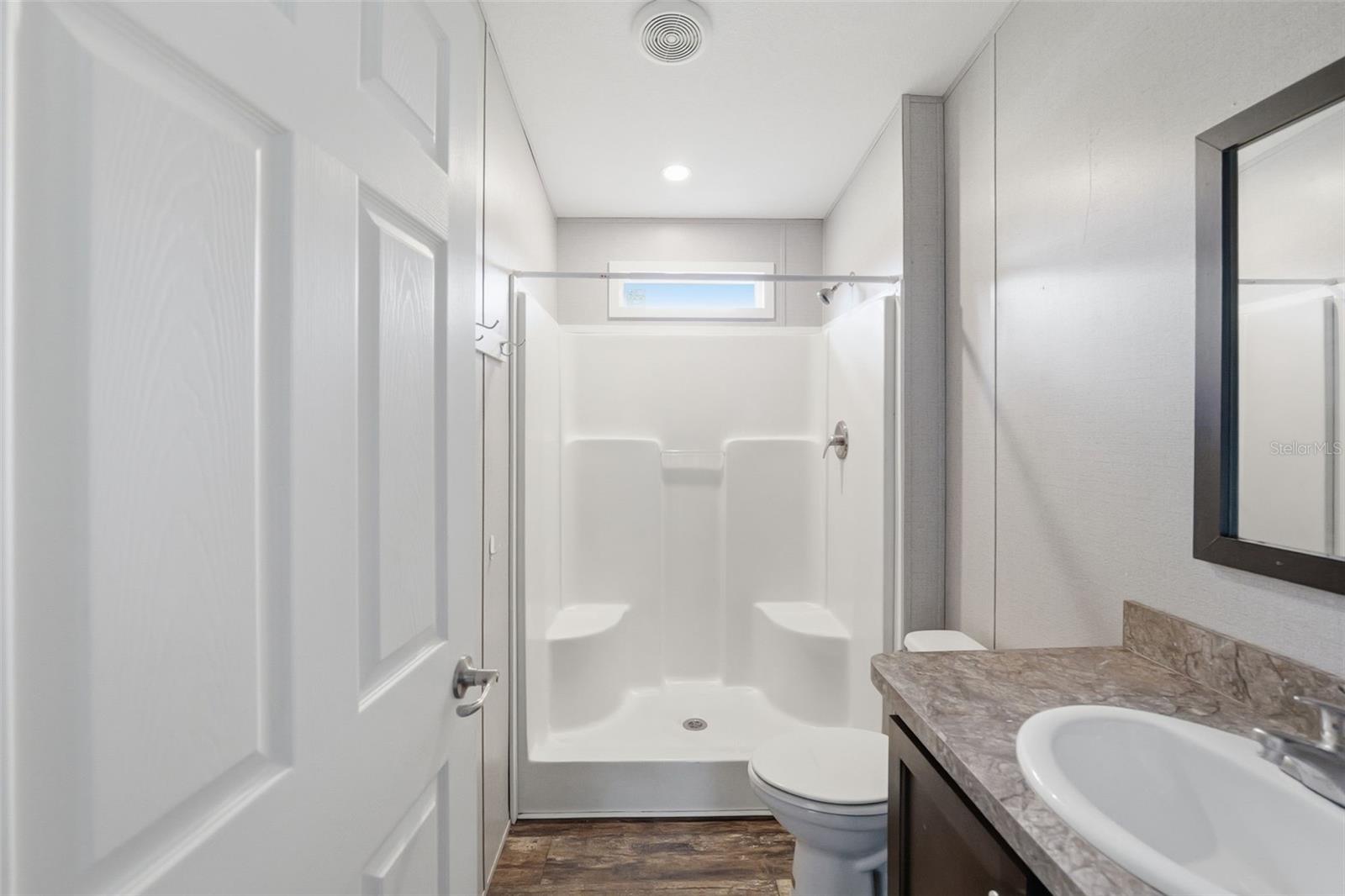 BAYSHORE ESTATES - Residential