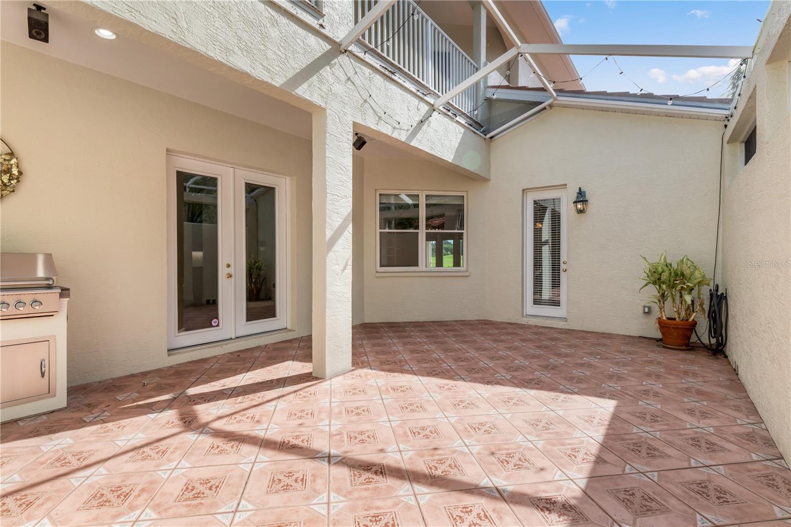 PRESTANCIA - Residential Lease