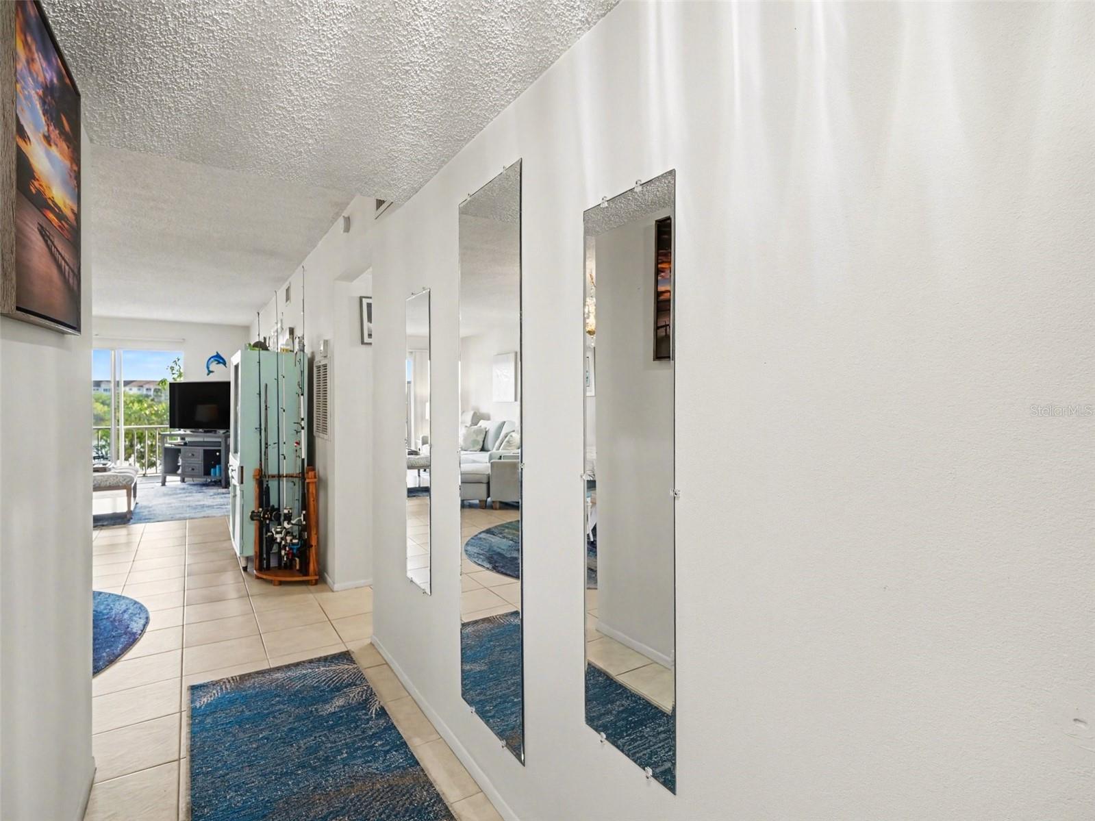 BAYSHORE ON THE LAKE APTS SEC 3 - Residential