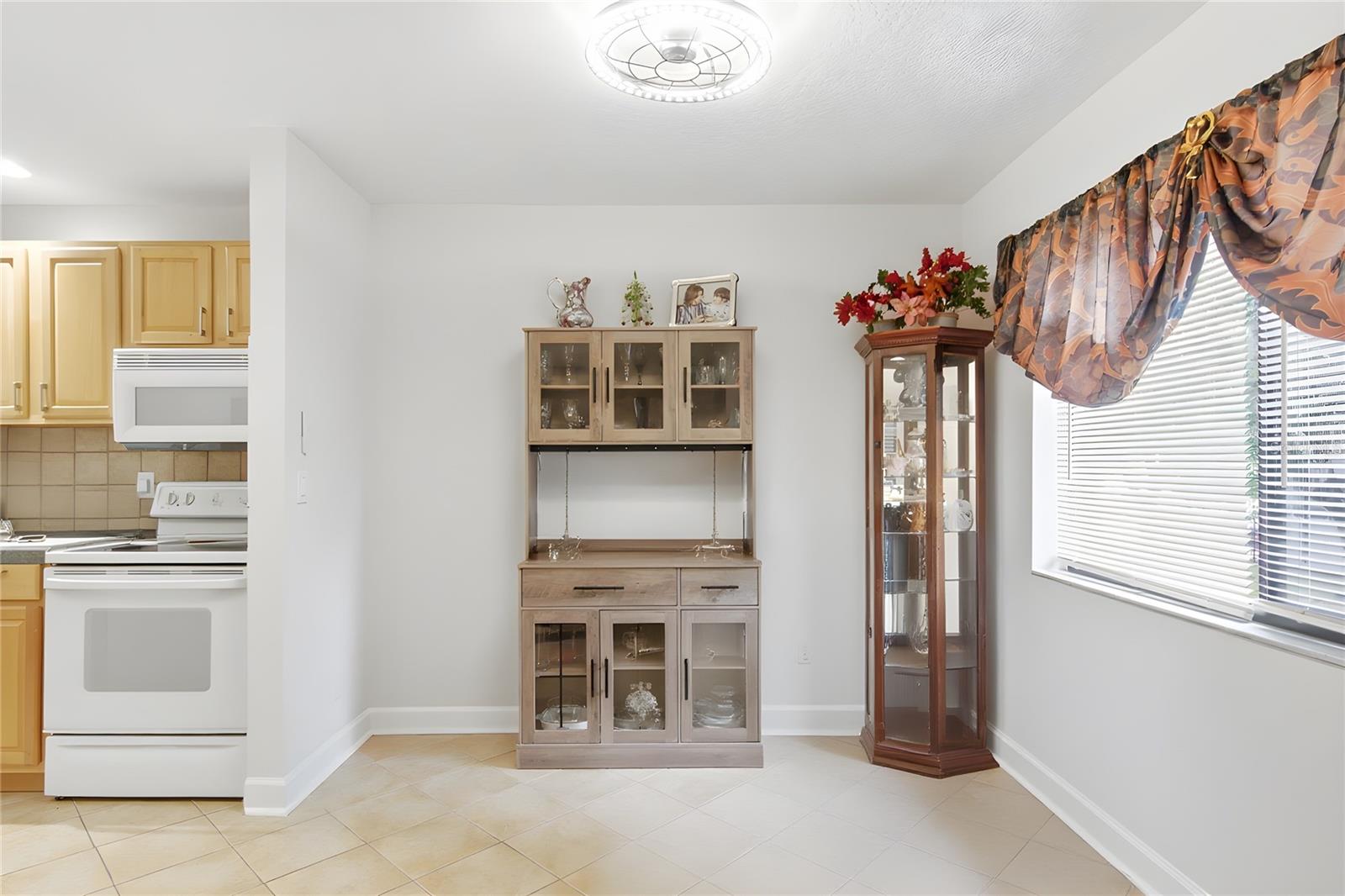 SHANGRI LA CONDO - Residential