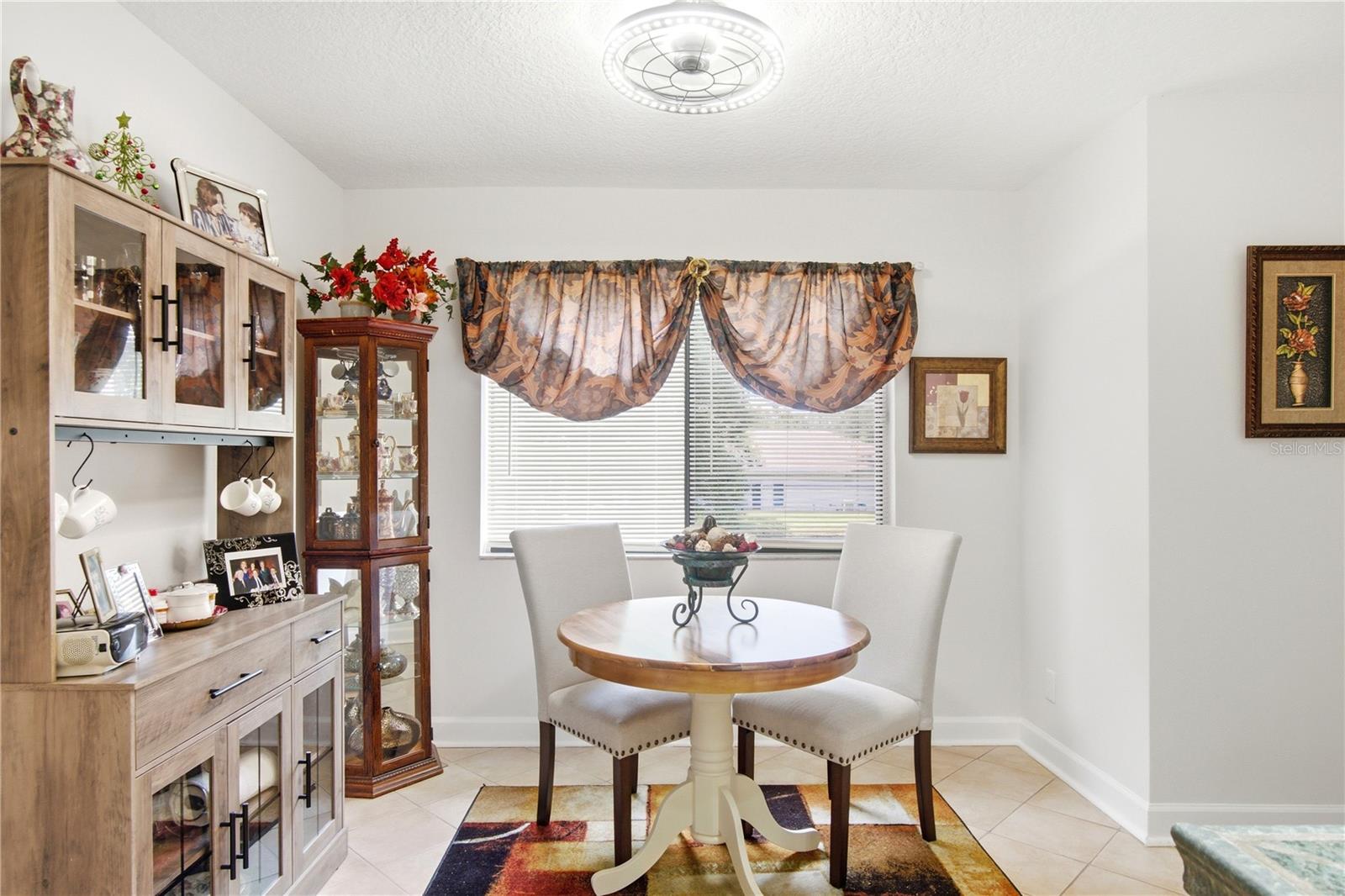 SHANGRI LA CONDO - Residential