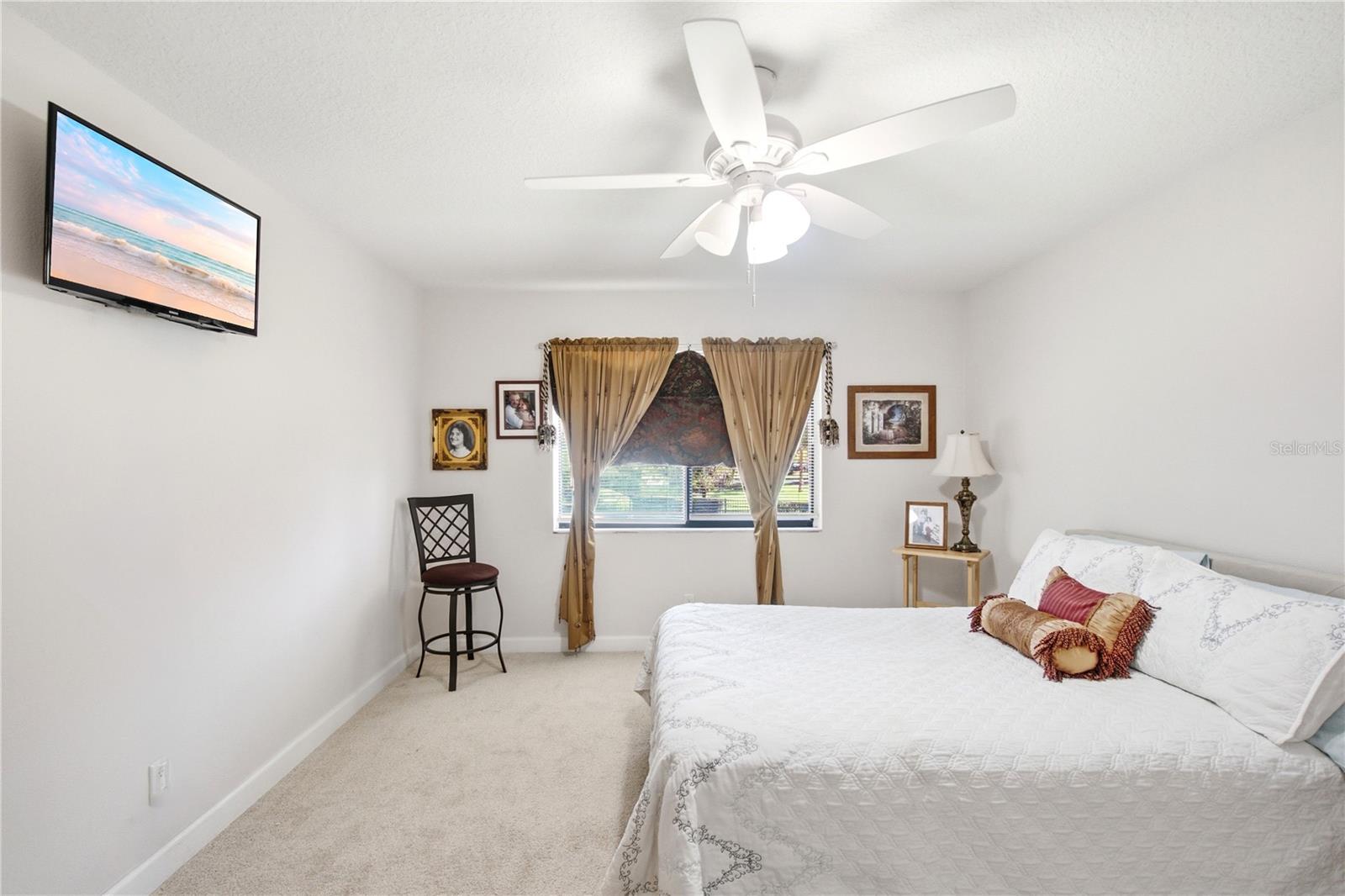 SHANGRI LA CONDO - Residential