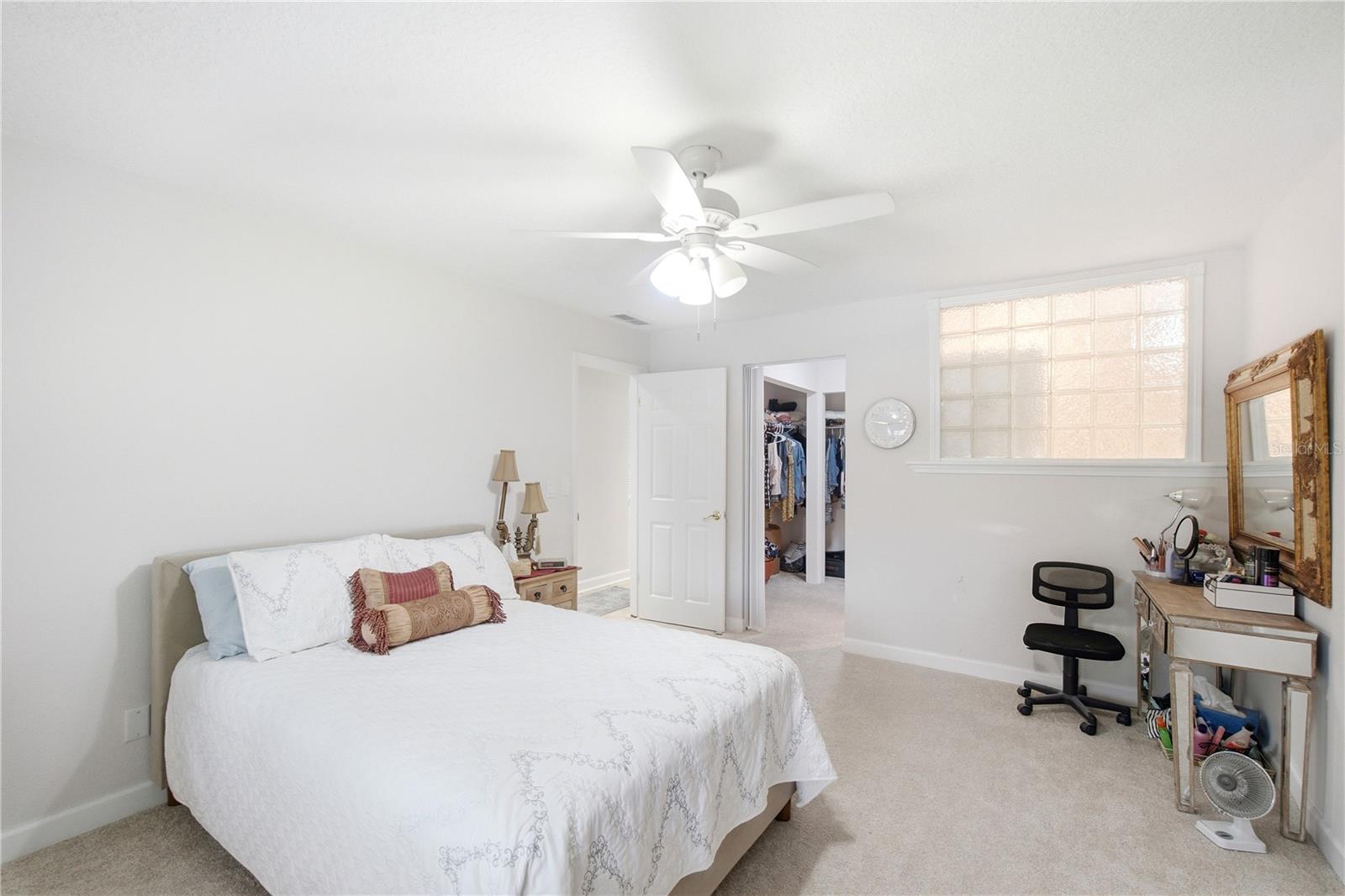 SHANGRI LA CONDO - Residential
