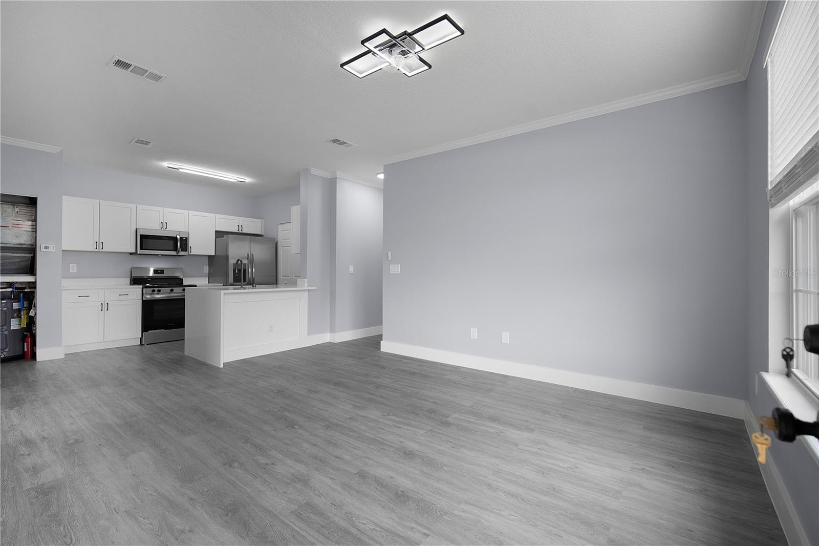 CAPRI/HUNTERS CRK CONDO - Residential