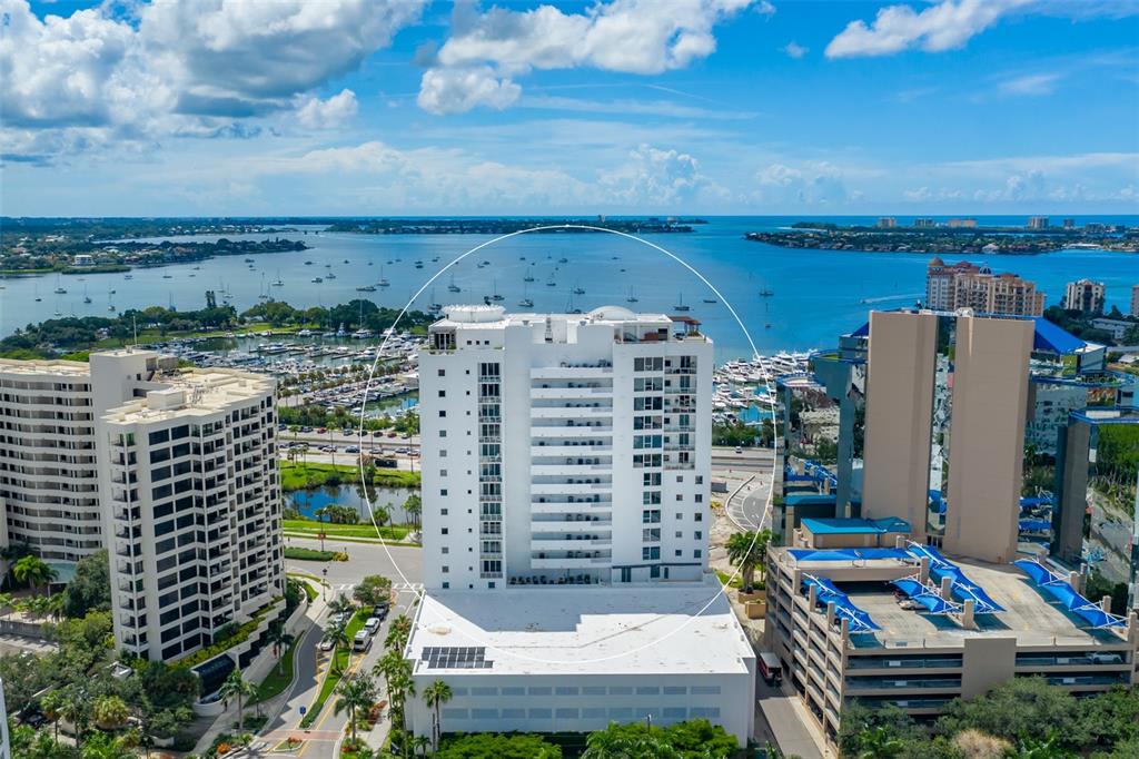 MARINA TOWER - Residential