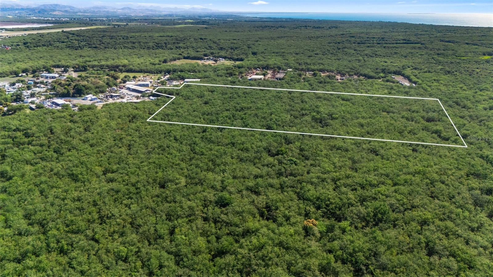 This prime industrial land parcel is located at Sector Vallas Torres Lot 2, Vayas Ward, in the municipality of Ponce, PR. The property spans a total area of 21.00 cuerdas. It features a flat topography, providing an ideal foundation for large-scale commercial development, logistics centers, or industrial facilities, strategically situated near major transportation arteries in the southern region.

Zoned SU (Urban Soil), the best use for this land includes industrial or commercial expansion, supported by the Constancia silty clay (Ct) soil composition. The property has a value of approximately $166,667 for each cuerda. Environmental records indicate the terrain is situated within a mix of Flood Zones AE (50.9 percnt), X (33.3 percnt), and 0.2 PCT (15.8 percnt). This significant lot represents a premier investment opportunity for developers seeking a high-capacity site in a key economic corridor of Ponce.

CRIM: $1,588 annually.
Coordinates: 17.99504398, -66.57959404.