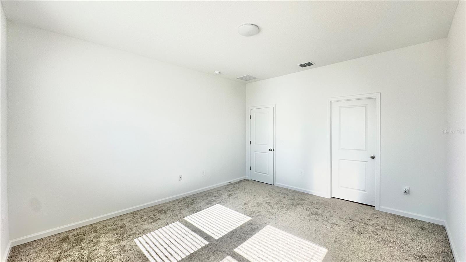 ASTONIA NORTH - Residential Lease