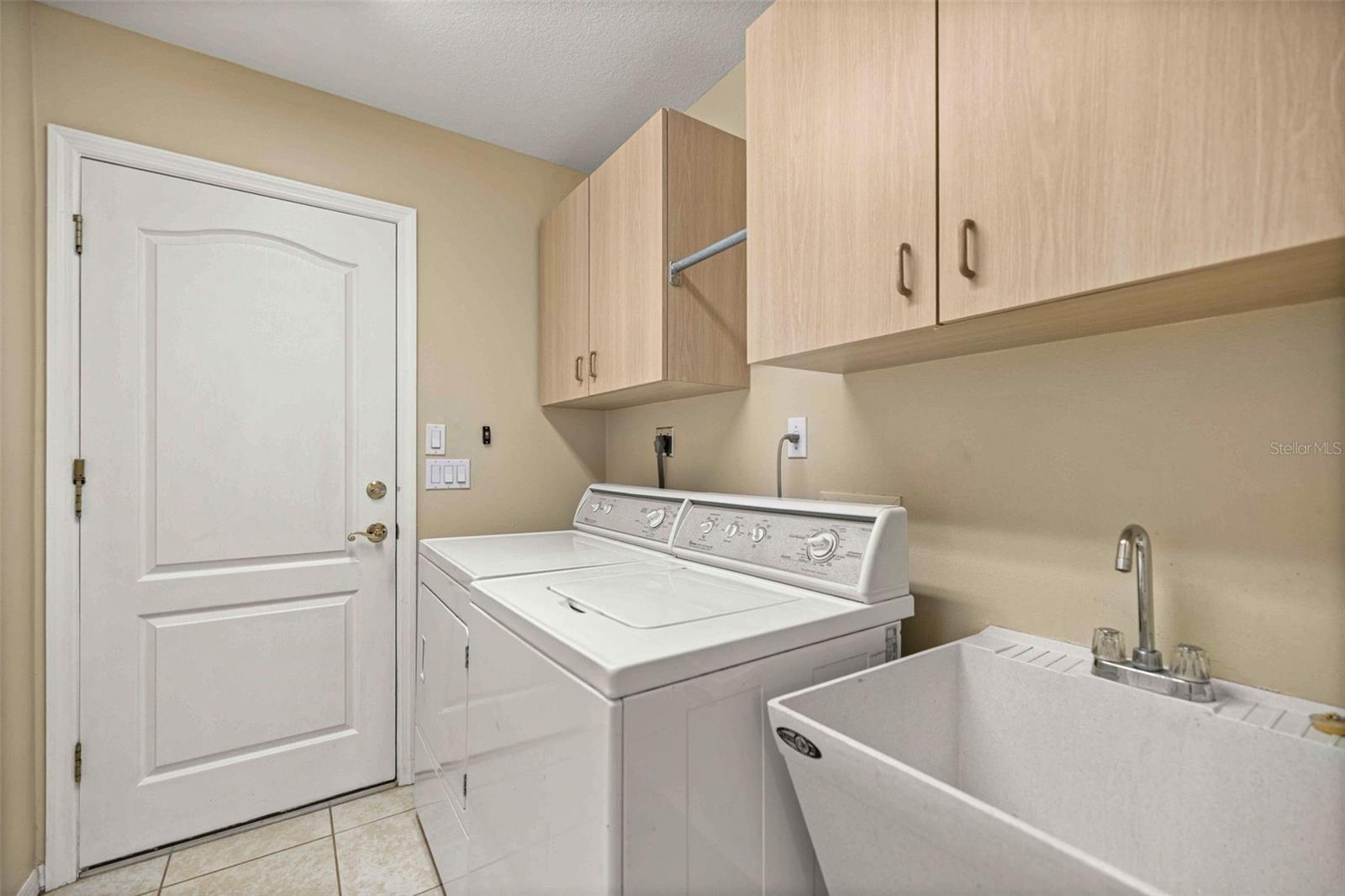 PINE RIDGE UNIT 3 PB 8 PG 51 LOT 12 BLK 38 - Residential
