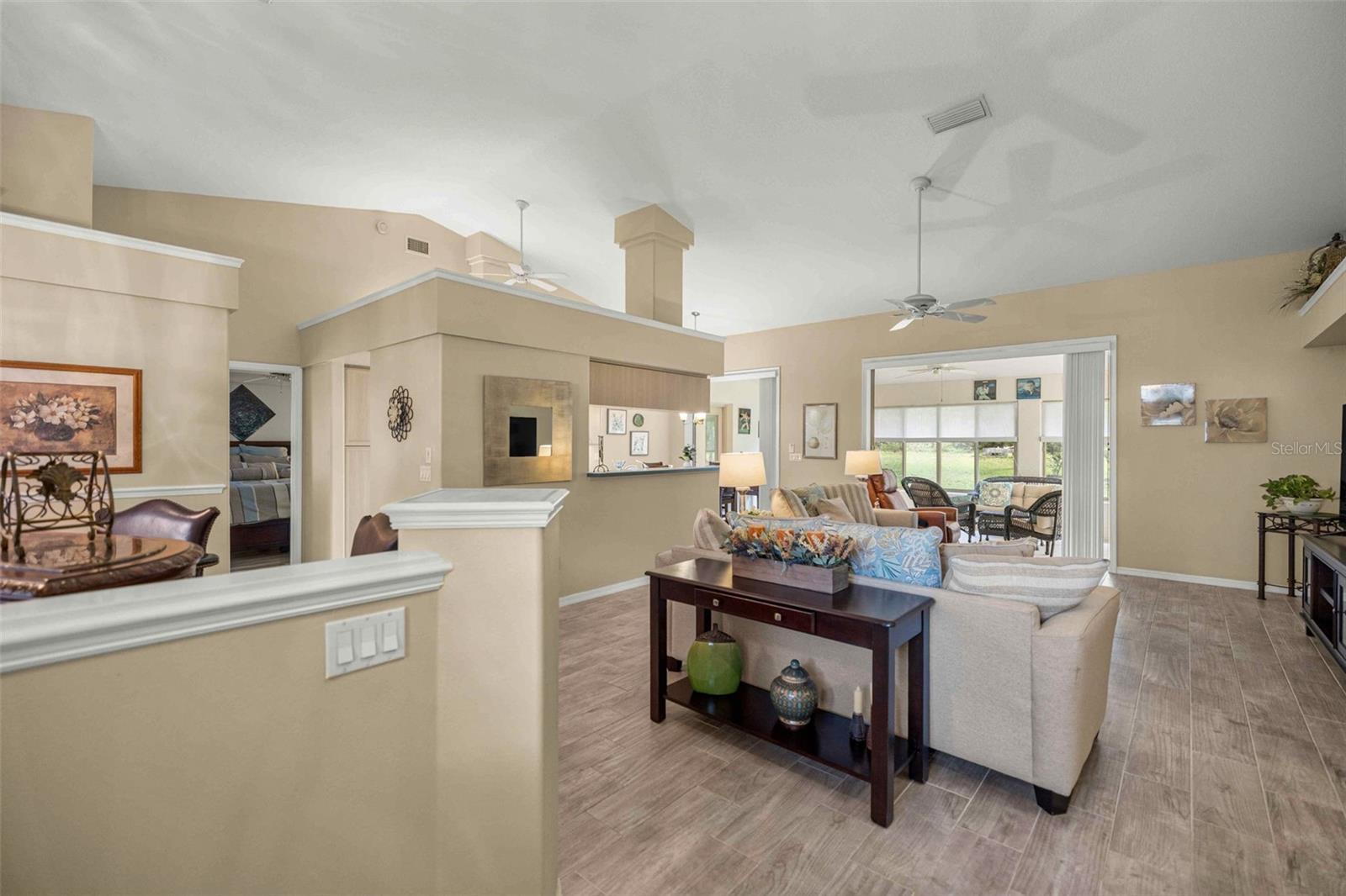 PINE RIDGE UNIT 3 PB 8 PG 51 LOT 12 BLK 38 - Residential