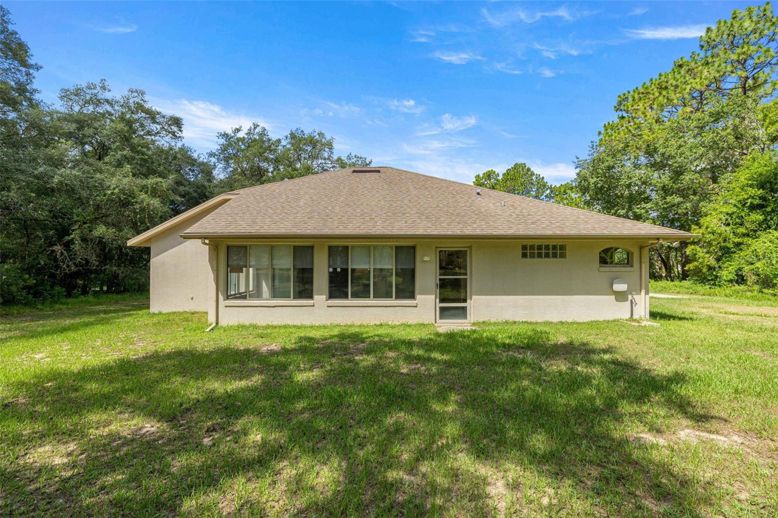PINE RIDGE UNIT 3 PB 8 PG 51 LOT 12 BLK 38 - Residential